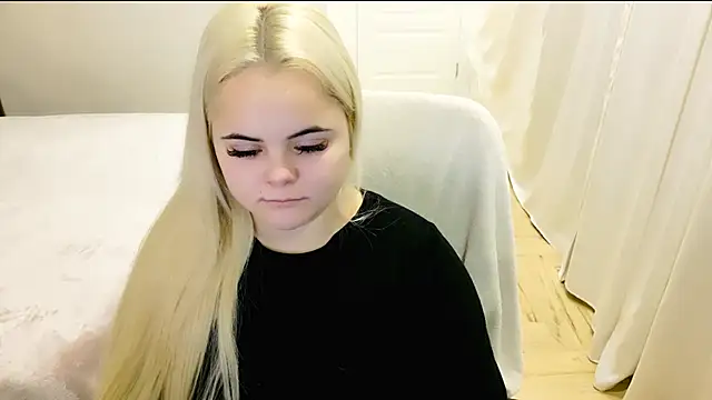 lovely-eyes online show from 18, 12, 2024