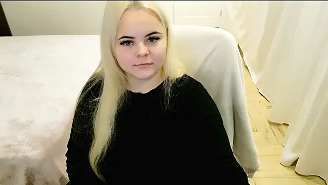 lovely-eyes online show from 21, 12, 2024