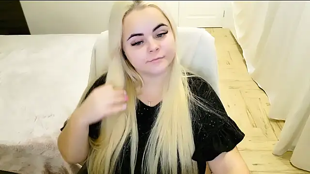 lovely-eyes online show from 22, 12, 2024