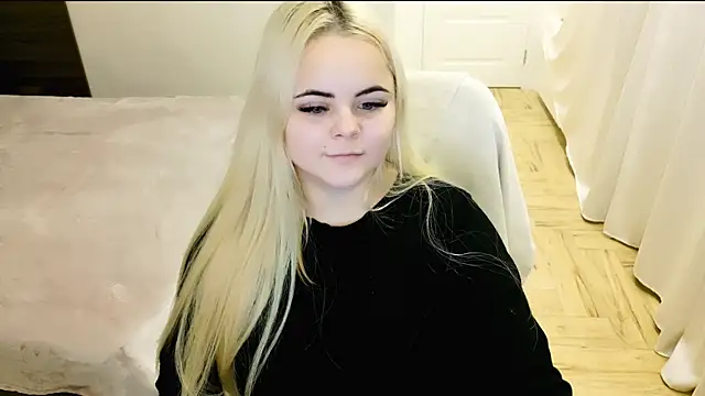 lovely-eyes online show from 9, 1, 2025