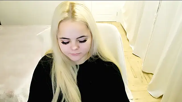 lovely-eyes online show from 23, 1, 2025