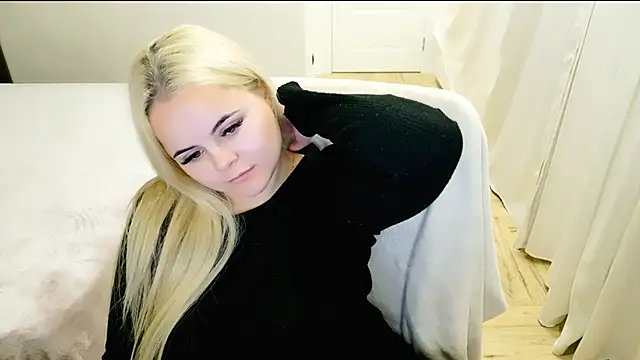 lovely-eyes online show from 19, 3, 2025