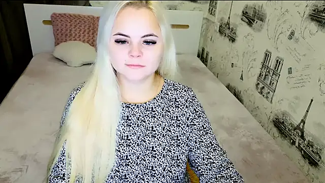 lovely-eyes online show from 5, 11, 2025