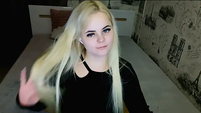 lovely-eyes online show from 19, 3, 2026