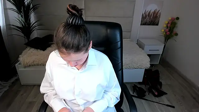 Dana  dom online show from 9, 2, 2025