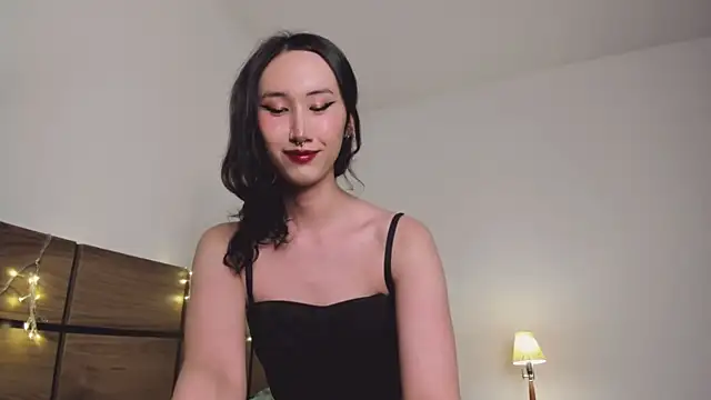 Snapshot of asian_kiya chatting on 26, 12, 2024 asian kiya online show from 26, 12, 2024
