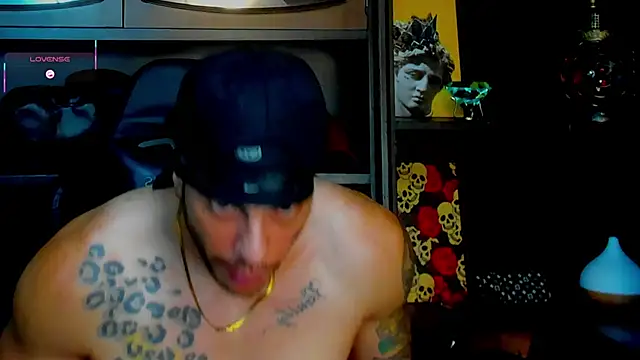 Snapshot of RickG_Oficial chatting on 29, 9, 2025 RickG Oficial online show from 29, 9, 2025