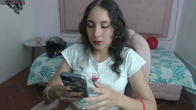 xlunna online show from 14, 2, 2025