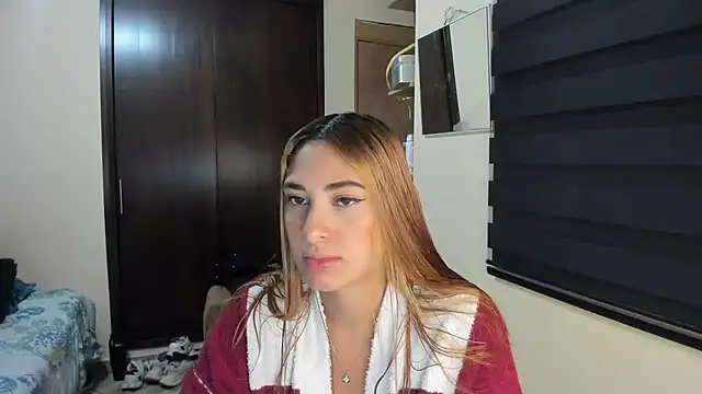 Snapshot of Amy_Walker chatting on 4, 7, 2026 Amy Walker online show from 4, 7, 2026