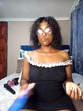 Queen-Chocolate online show from 31, 1, 2025