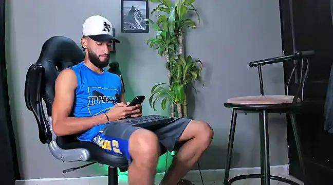 Damian 022 online show from 2, 12, 2024