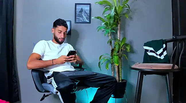 Damian 022 online show from 19, 2, 2025