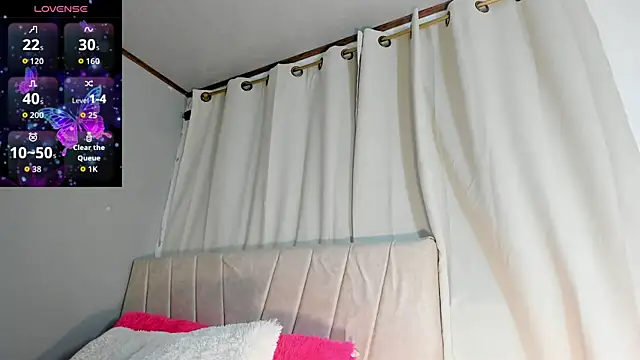 Snapshot of angeli_sexi chatting on 10, 9, 2025 angeli sexi online show from 10, 9, 2025