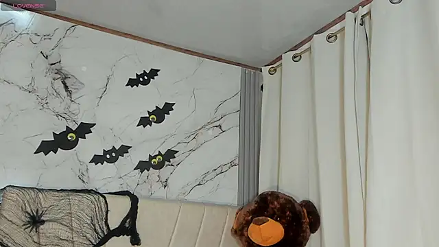 Snapshot of angeli_sexi chatting on 22, 10, 2025 angeli sexi online show from 22, 10, 2025