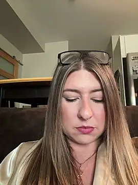 Snapshot of sophielove888 chatting on 3, 3, 2025 sophielove888 online show from 3, 3, 2025