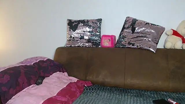 Jasmin-White online show from 20, 3, 2025