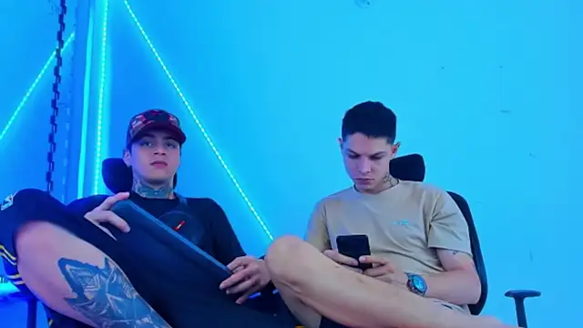 HOT boy2025 online show from 14, 10, 2025