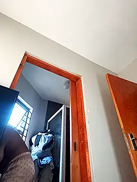 Mayo01  online show from 22, 10, 2025