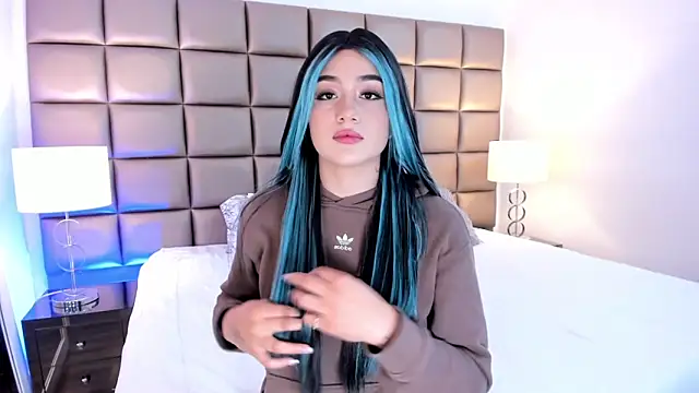 Snapshot of AnnyHizzle chatting on 17, 2, 2025 AnnyHizzle online show from 17, 2, 2025
