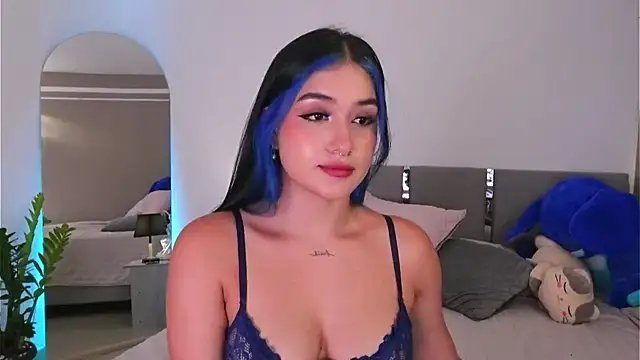 Snapshot of AnnyHizzle chatting on 23, 9, 2025 AnnyHizzle online show from 23, 9, 2025