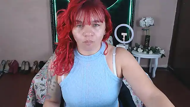 Snapshot of VioletaaaSlave chatting on 28, 4, 2026 VioletaaaSlave online show from 28, 4, 2026