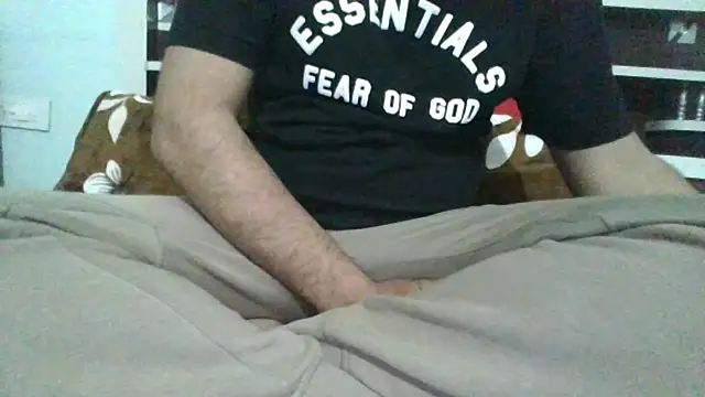 Snapshot of lovehalf08 chatting on 7, 2, 2025 lovehalf08 online show from 7, 2, 2025