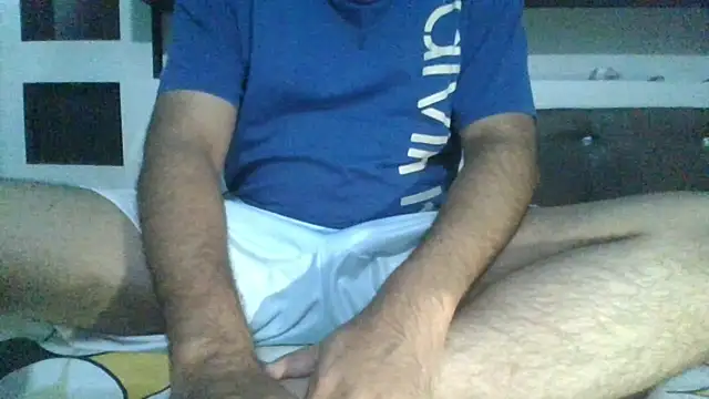 Snapshot of lovehalf08 chatting on 7, 6, 2026 lovehalf08 online show from 7, 6, 2026