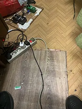 Ariel Ari online show from 11, 11, 2025