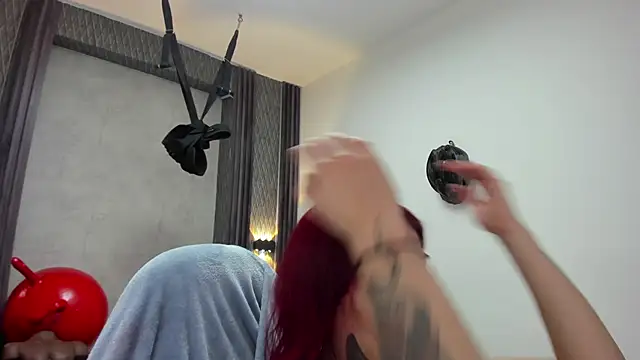 Snapshot of selene_red_ chatting on 9, 2, 2026 selene red online show from 9, 2, 2026