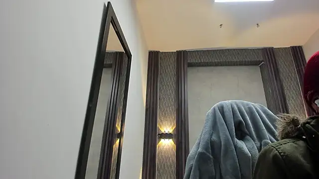 selene red  online show from 15, 3, 2026