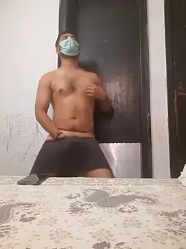 Snapshot of Desiglass_sex chatting on 3, 10, 2025 Desiglass sex online show from 3, 10, 2025