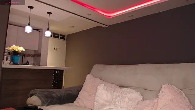 Roussmariehenao online show from 16, 3, 2025