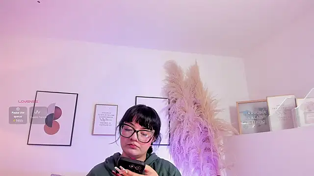 Sweet Namii online show from 11, 2, 2026