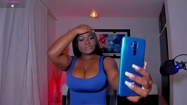 Scarlett 811 online show from 13, 12, 2025