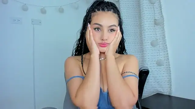 Snapshot of julia_strauns chatting on 2, 1, 2025 julia strauns online show from 2, 1, 2025