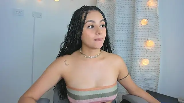 Snapshot of julia_strauns chatting on 3, 1, 2025 julia strauns online show from 3, 1, 2025