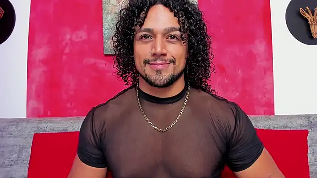 Snapshot of MikeEstevess chatting on 8, 1, 2025 MikeEstevess online show from 8, 1, 2025