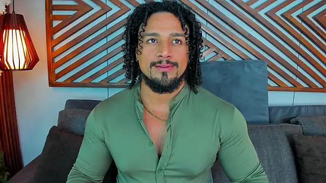 Snapshot of MikeEstevess chatting on 14, 5, 2026 MikeEstevess online show from 14, 5, 2026