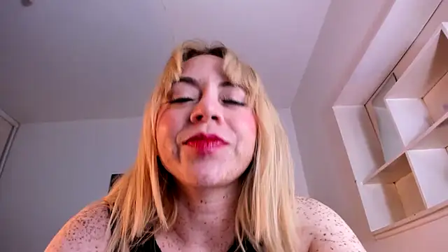 valerie luxe  online show from 21, 3, 2026