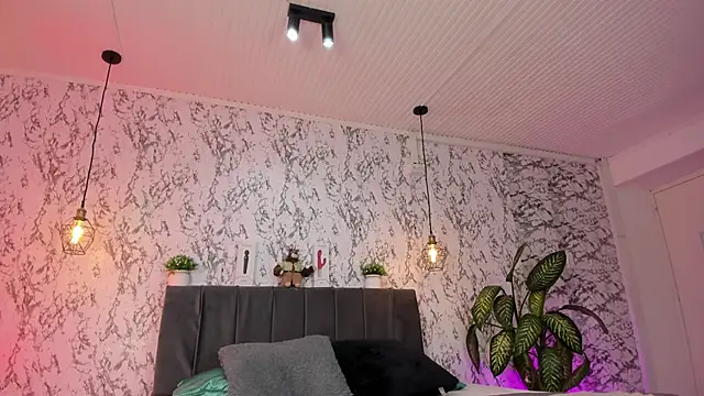 Snapshot of aihnoa_split chatting on 20, 10, 2025 aihnoa split online show from 20, 10, 2025