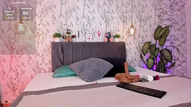 Snapshot of aihnoa_split chatting on 20, 11, 2025 aihnoa split online show from 20, 11, 2025