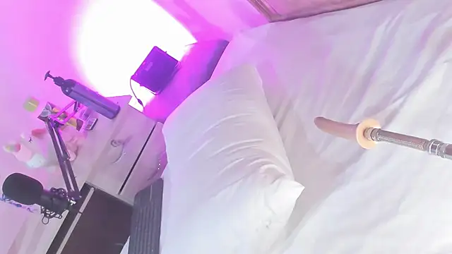 lili moonn online show from 19, 9, 2025