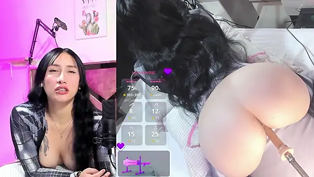 lili moonn online show from 24, 10, 2025