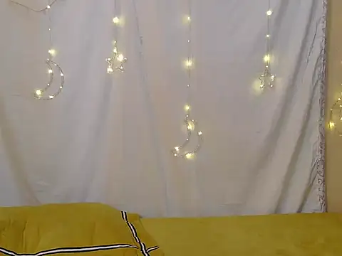 StarBarbiee online show from 18, 12, 2025