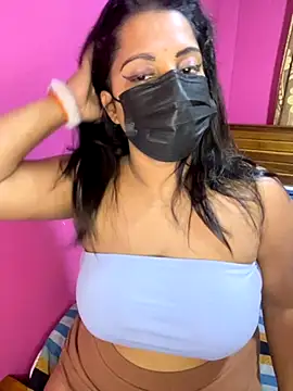 Snapshot of NOORA-GIRL chatting on 15, 9, 2025 NOORA-GIRL online show from 15, 9, 2025