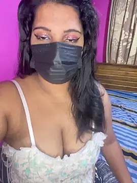 NOORA-GIRL online show from 21, 10, 2025