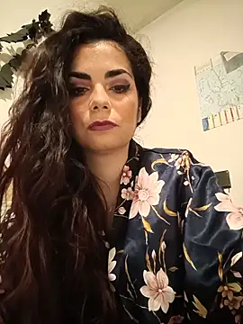 Saturnia Yvonne online show from 2, 12, 2024