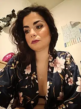 Saturnia Yvonne online show from 4, 12, 2024