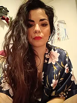 Saturnia Yvonne online show from 23, 2, 2025