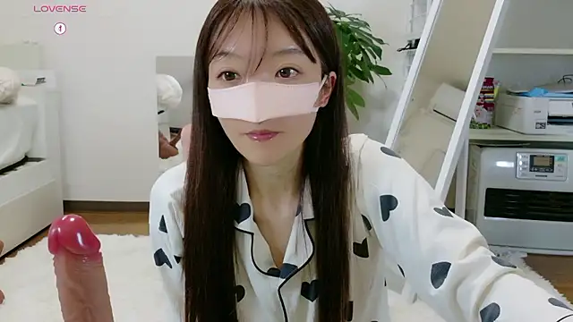 Snapshot of momochan88 chatting on 5, 5, 2026 momochan88 online show from 5, 5, 2026